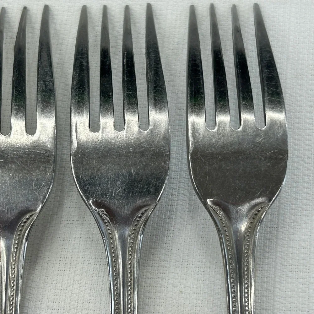 International Silver gently pre